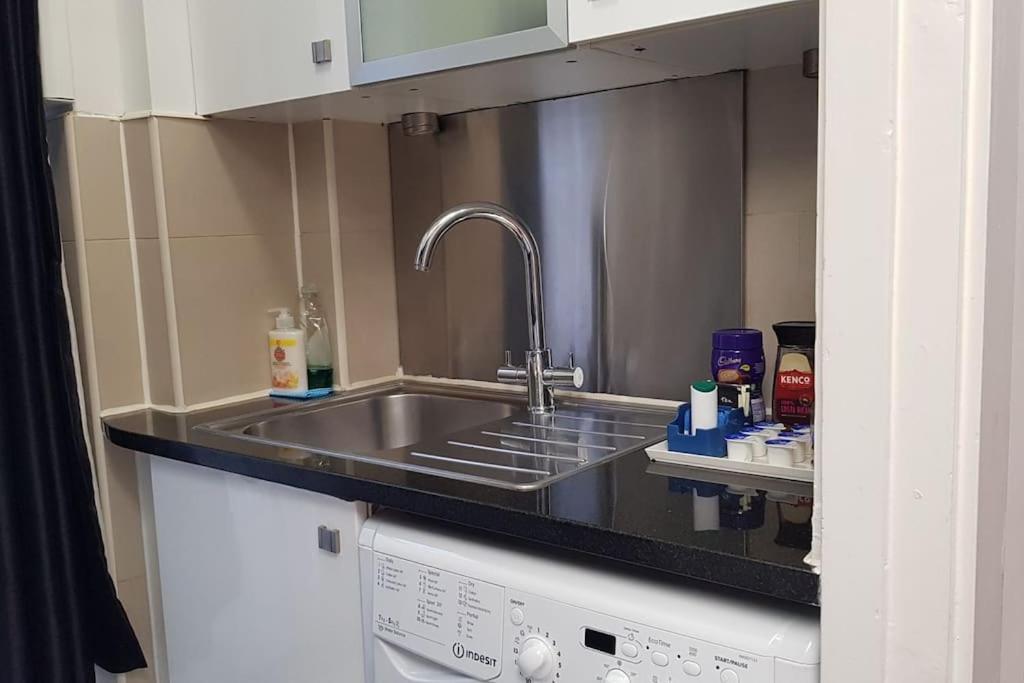 Studio Apt With Huge Balcony Near Oxford St - Marble Arch - Hydepark London Exterior foto